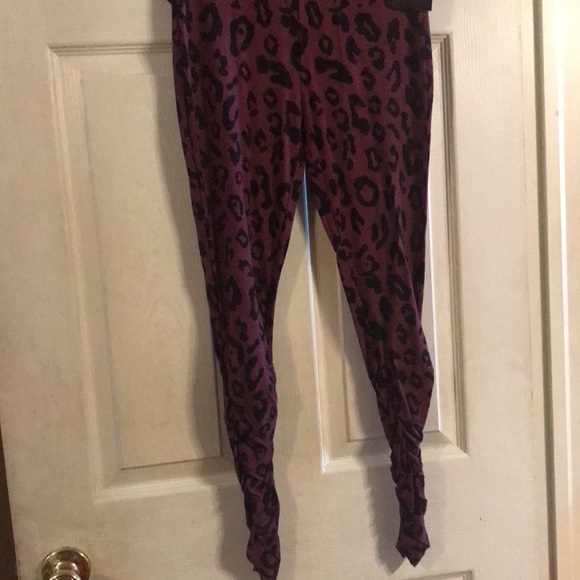 Shirt and pants - Picture 2 of 4